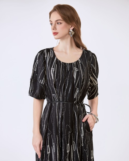 SIXDO6 G-Black Woven Loose Dress